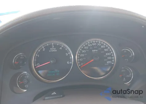 2011 Chevrolet Suburban Lt1 z USA, uszkodzony, nr VIN 1GNSCJE02BR187519